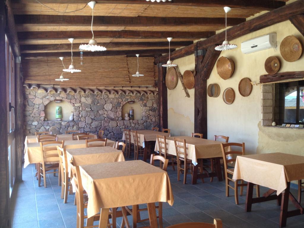 SantʼAnna Arresi Il Ruscelloヴィラ エクステリア 写真